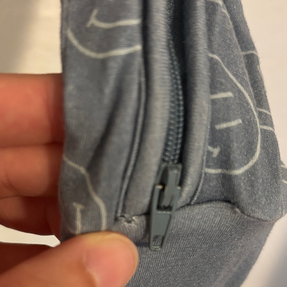 Little One Shop Pajamas (3T) - Picture 12 of 13
